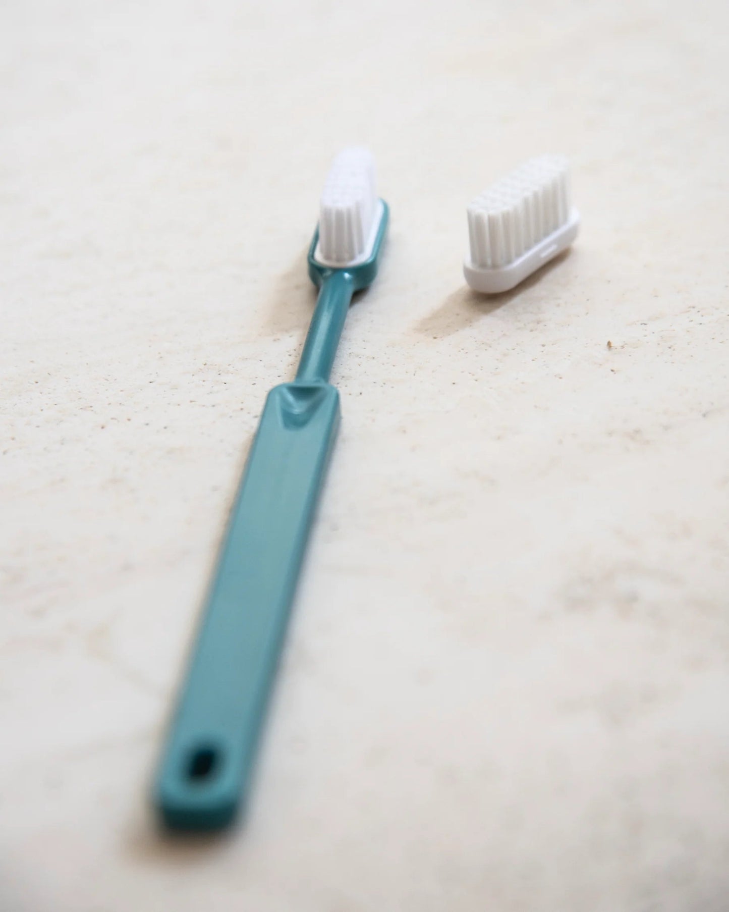 - Brosse à dent rechargeable - Lowreka