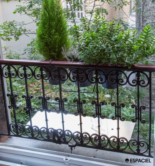 - Réflecteur de lumière pour balcon : gagnez en clarté, sans travaux - Lowreka