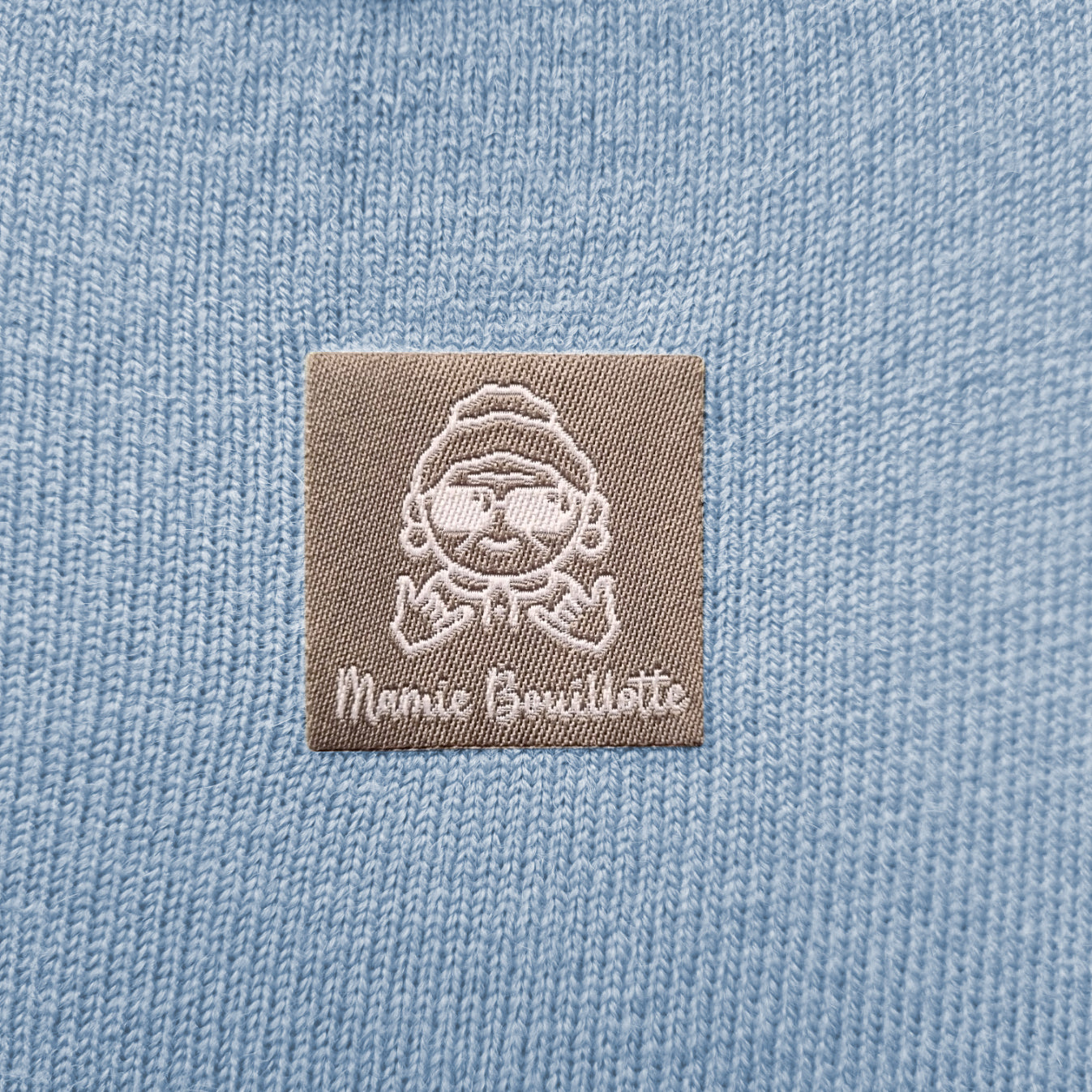 Bouillotte à eau habillée cotton : conserve la chaleur pendant 8 heures