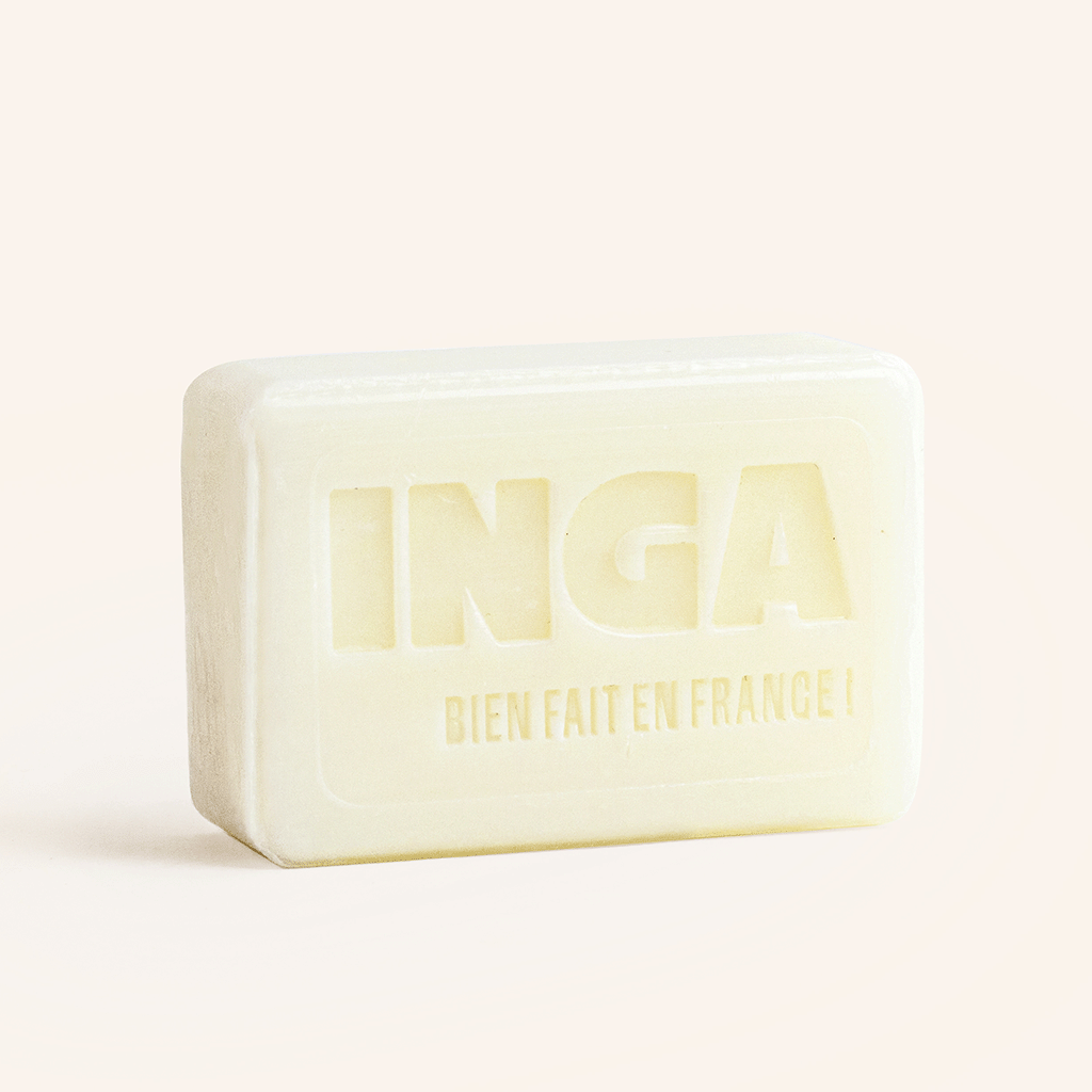 Savon vaisselle solide : nettoyant réutilisable pour la vaisselle