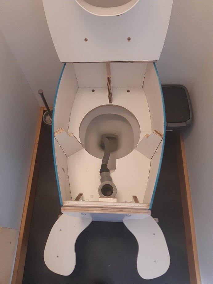  - Toilettes sèches amovibles – Sanzo Box - Lowreka